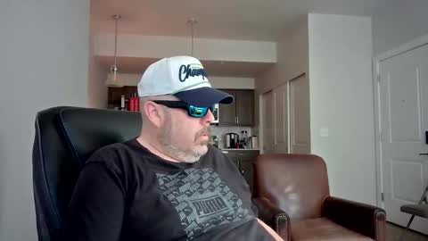 midnightmoonlight777 online show from 04-22-26, 05:25