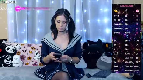 Snapshot of midnightpixie chatting on 09-30-25, 02:27 Jenna Talia online show from 09-30-25, 02:27