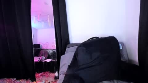 Midnightrose online show from 01-09-25, 08:55