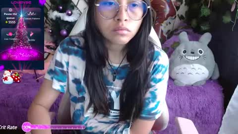 Snapshot of midoriquinn chatting on 12-12-24, 02:11 Midori 7u7 online show from 12-12-24, 02:11