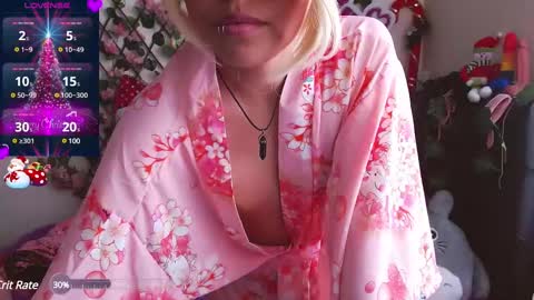 Snapshot of midoriquinn chatting on 12-18-24, 05:52 Midori 7u7 online show from 12-18-24, 05:52