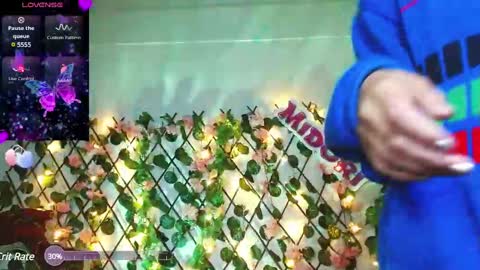 Snapshot of midoriquinn chatting on 01-20-25, 11:21 Midori 7u7 online show from 01-20-25, 11:21