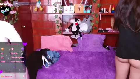 Snapshot of midoriquinn chatting on 09-26-25, 03:16 Midori 7u7 online show from 09-26-25, 03:16