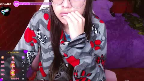 Snapshot of midoriquinn chatting on 10-01-25, 02:23 Midori 7u7 online show from 10-01-25, 02:23