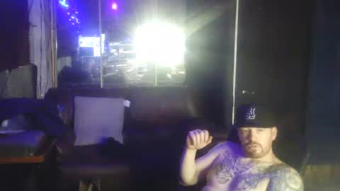 Snapshot of midtownhustler chatting on 10-12-25, 09:36 midtownhustler online show from 10-12-25, 09:36