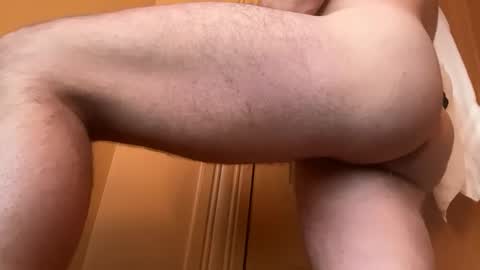 Snapshot of midwestassassin chatting on 12-15-25, 04:44 midwestassassin online show from 12-15-25, 04:44