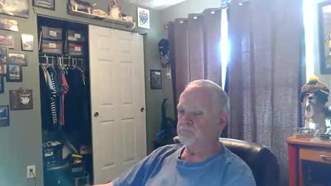 midwestdad09 online show from 04-23-26, 06:32