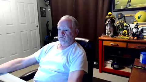 midwestdad09 online show from 05-04-26, 08:54
