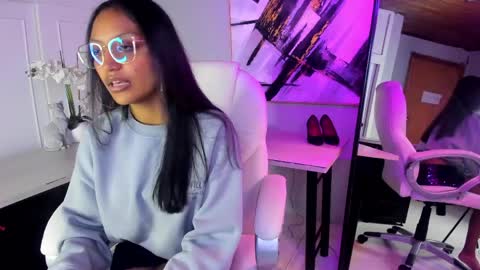 miel_ambar online show from 04-29-26, 01:04