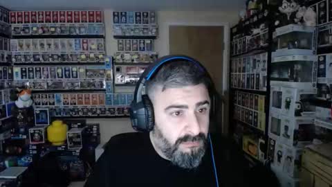 Snapshot of mightbestoned chatting on 11-10-25, 04:11 MightBeStoned online show from 11-10-25, 04:11