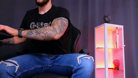 MightyAaron online show from 02-14-25, 05:41