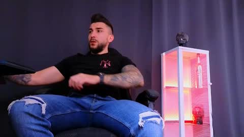 MightyAaron online show from 02-25-25, 07:09