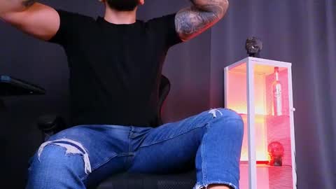 MightyAaron online show from 03-09-25, 09:46