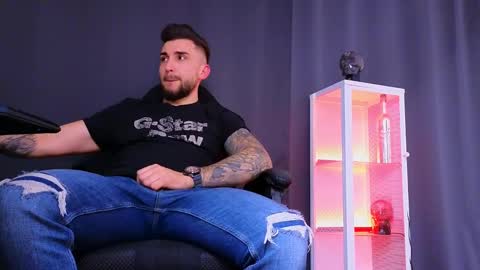 MightyAaron online show from 03-11-25, 11:01