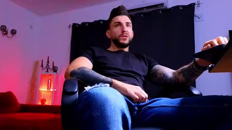 MightyAaron online show from 09-19-25, 02:46