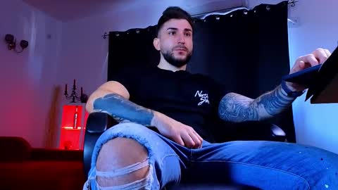 MightyAaron online show from 10-28-25, 09:57