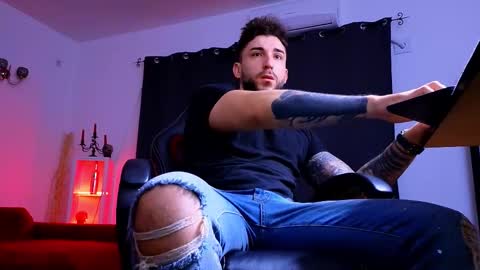 MightyAaron online show from 12-15-25, 05:12