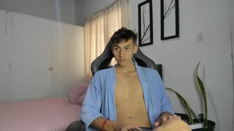 Miguel Hernandez online show from 01-18-25, 02:12