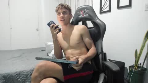 Miguel Hernandez online show from 02-09-25, 09:26