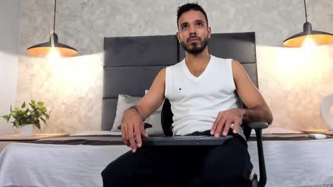 miguelsanfrancisco online show from 09-28-25, 02:00