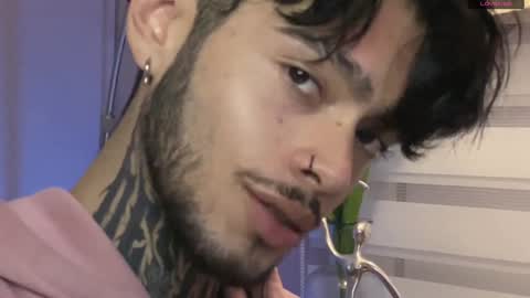 Snapshot of mihailleroy chatting on 12-05-24, 08:55 MIHAIL LEROY finally independent model online show from 12-05-24, 08:55