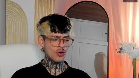 Snapshot of mihailleroy chatting on 12-09-24, 11:56 MIHAIL LEROY finally independent model online show from 12-09-24, 11:56