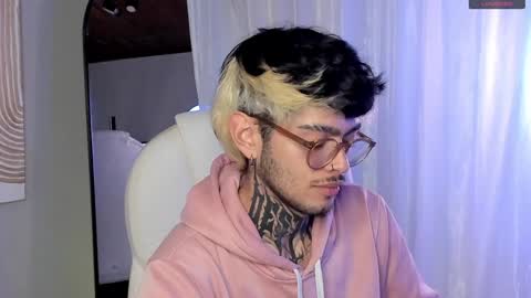 Snapshot of mihailleroy chatting on 12-18-24, 10:13 MIHAIL LEROY finally independent model online show from 12-18-24, 10:13