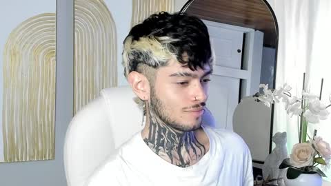 Snapshot of mihailleroy chatting on 12-30-24, 11:28 MIHAIL LEROY finally independent model online show from 12-30-24, 11:28