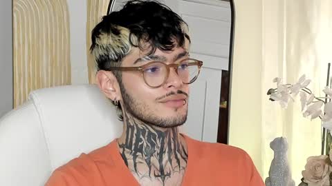 Snapshot of mihailleroy chatting on 01-09-25, 11:24 MIHAIL LEROY finally independent model online show from 01-09-25, 11:24