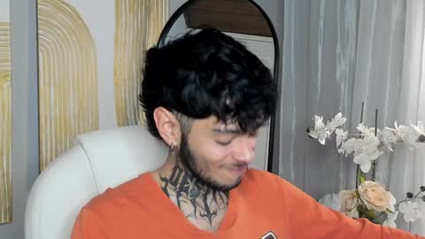 Snapshot of mihailleroy chatting on 01-31-25, 11:24 MIHAIL LEROY finally independent model online show from 01-31-25, 11:24