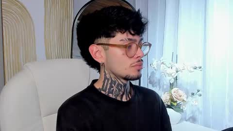 Snapshot of mihailleroy chatting on 03-11-25, 11:26 MIHAIL LEROY finally independent model online show from 03-11-25, 11:26