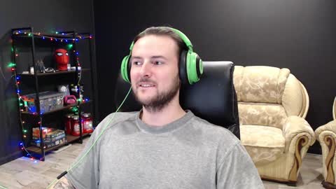 Misha Winchester online show from 01-15-25, 06:29