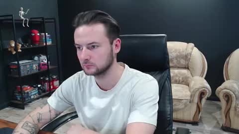 Misha Winchester online show from 11-24-25, 10:15