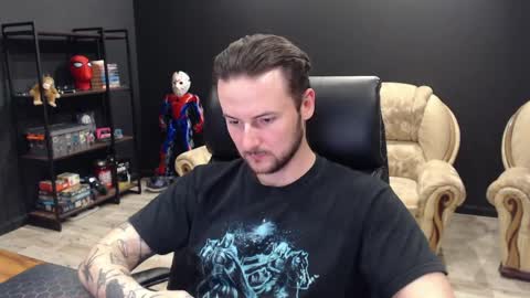 Misha Winchester online show from 04-15-26, 04:36