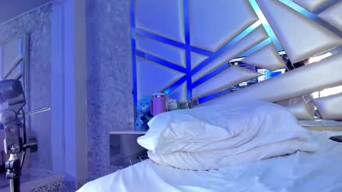 MIA 3 online show from 02-26-26, 12:31