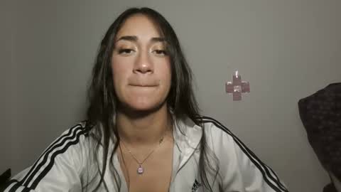 Snapshot of miia__strog chatting on 09-29-25, 07:08 Mmia  strog online show from 09-29-25, 07:08