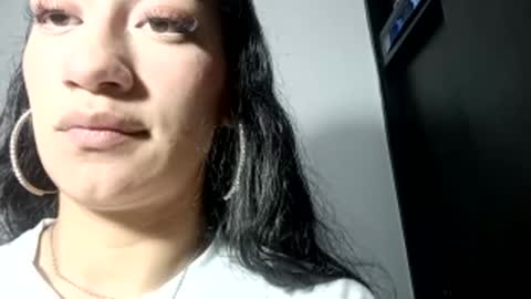 Snapshot of miia__strog chatting on 10-12-25, 03:33 Mmia  strog online show from 10-12-25, 03:33