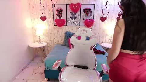 Miia online show from 02-15-25, 06:12