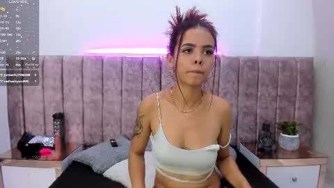 Snapshot of miia_rogers chatting on 07-16-26, 01:39 miia_rogers online show from 07-16-26, 01:39
