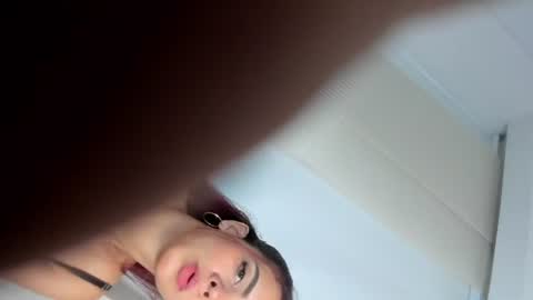 Snapshot of miia_rogers chatting on 07-29-26, 01:20 miia_rogers online show from 07-29-26, 01:20