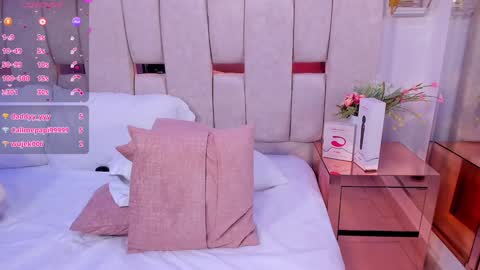 Snapshot of miia_schwarz chatting on 01-29-25, 01:58 Miia Schwarz  online show from 01-29-25, 01:58