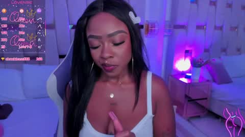 Miia Schwarz  online show from 04-24-26, 12:24