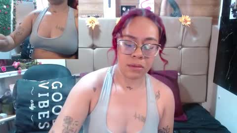 miia online show from 09-22-25, 03:47