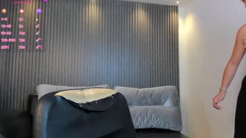 Miia 3 online show from 03-03-25, 06:33