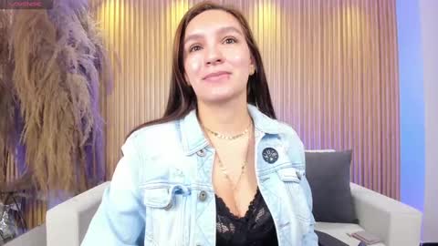 Miia 3 online show from 03-10-25, 11:32