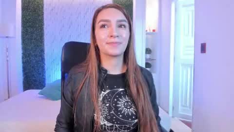 Miia 3 online show from 10-02-25, 11:50