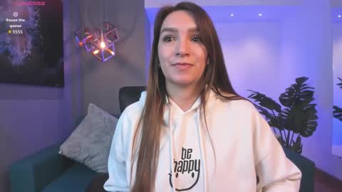 Miia 3 online show from 02-05-26, 11:59