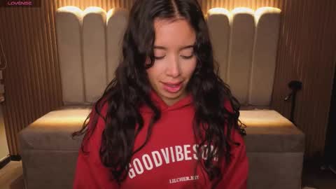 Snapshot of miiaa_evans1 chatting on 01-14-26, 01:50 miiaa_evans1 online show from 01-14-26, 01:50