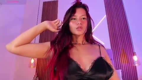 Mia  online show from 07-28-26, 04:05