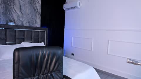 Mia Monroe online show from 02-19-25, 02:23